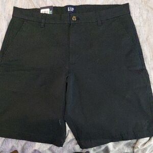 GAP Men's Dark Gray Flat Front Shorts